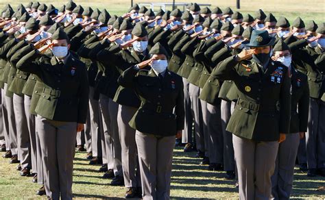 What to Wear to Army Basic Training Graduation: A Comprehensive Guide